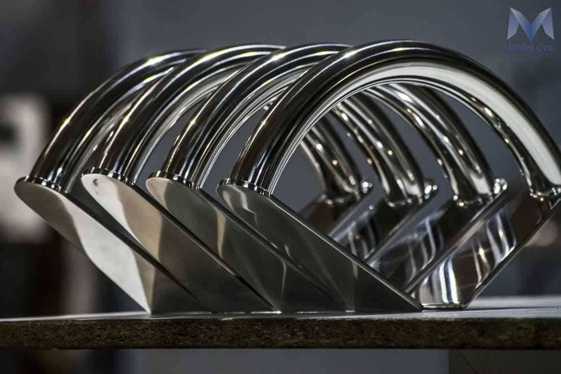 lucidatura tubi metallo